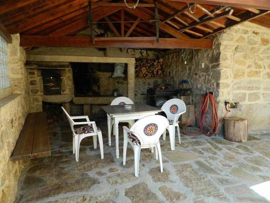 Casa Cuadrantecasa De Piedra En Playa De Carnota Villa Pedrafigueira Exteriör bild